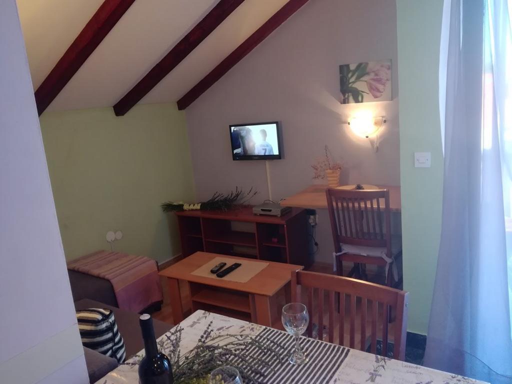 Apartments Tamara Sukošan Εξωτερικό φωτογραφία