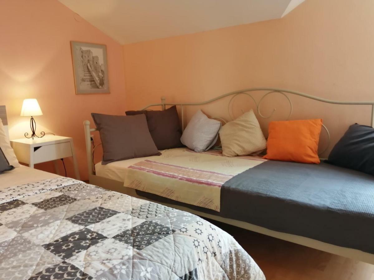 Apartments Tamara Sukošan Εξωτερικό φωτογραφία